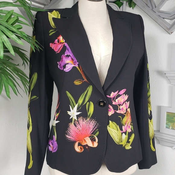 Escada Black Floral Tropical Pockets Notched Lapel sz EU 40...
